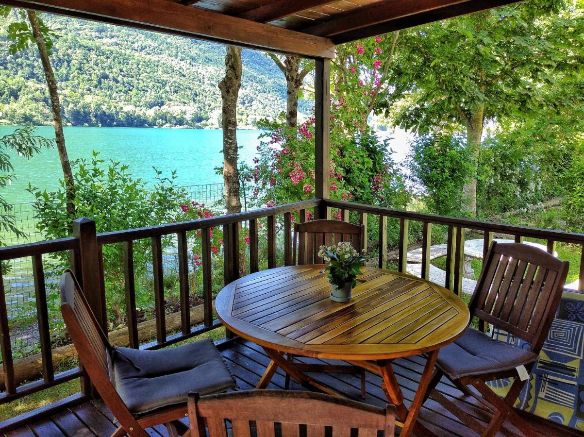 Villaggio Turistico Il Lago Dorato Carlazzo Εξωτερικό φωτογραφία