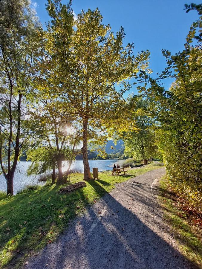 Villaggio Turistico Il Lago Dorato Carlazzo Εξωτερικό φωτογραφία